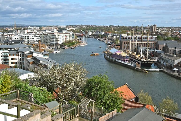 Courier services in Bristol