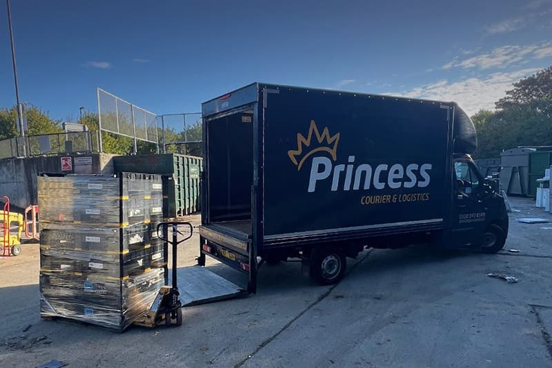 time-saving courier services UK time-saving courier services UK